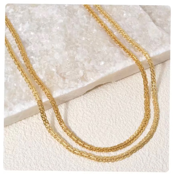 Jewelry - 22” Gold Chain Necklace - Women Jewelry